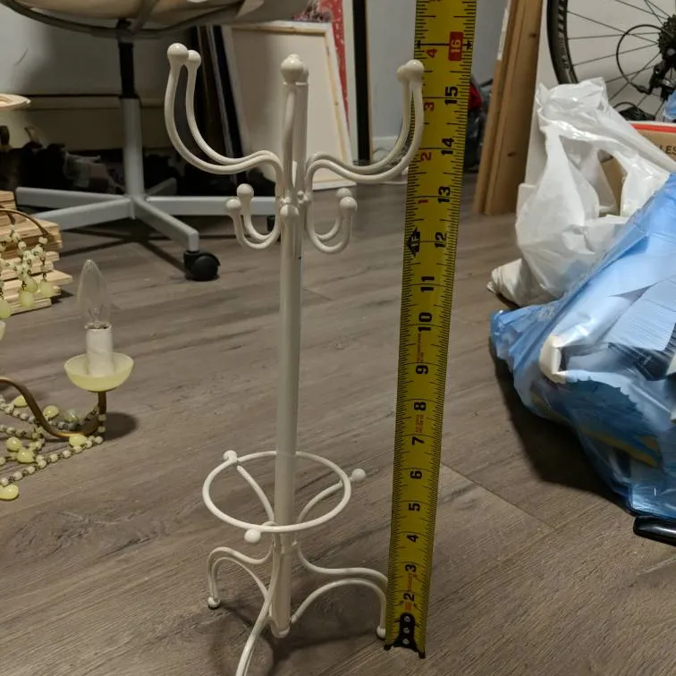 Necklace Stand photo 1