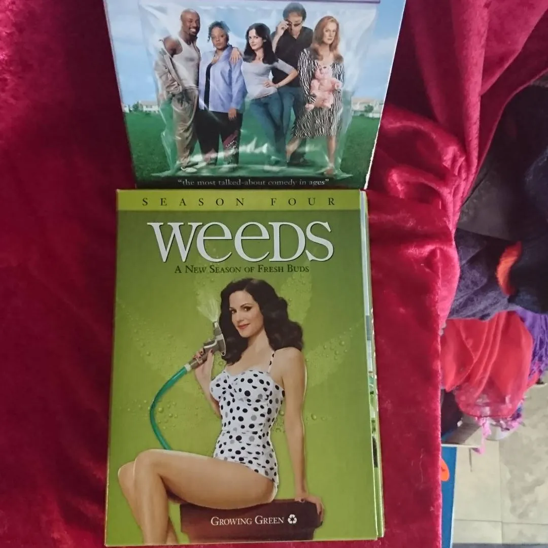 Weeds DVDs photo 1