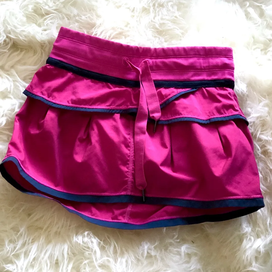 Lululemon Skirt Shorts Size 2 photo 1