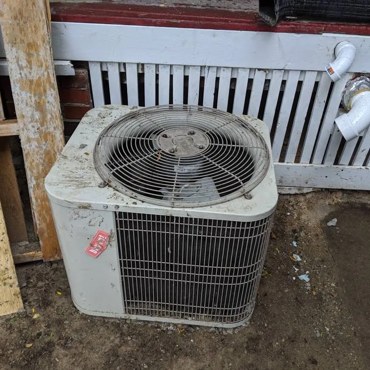 Air Conditioner photo 1
