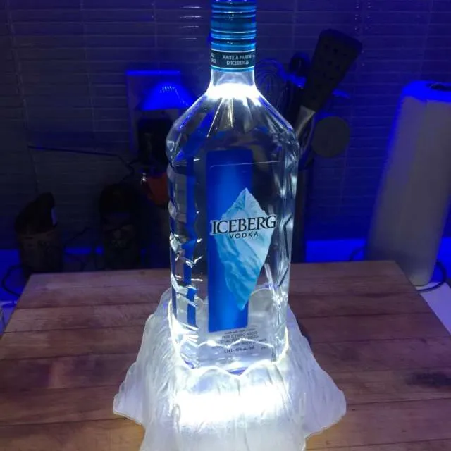 Iceberg Vodka Illuminated Display Stand photo 1