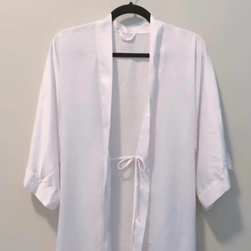 Like New Satin White Robe with Belt Size XS to S photo 1