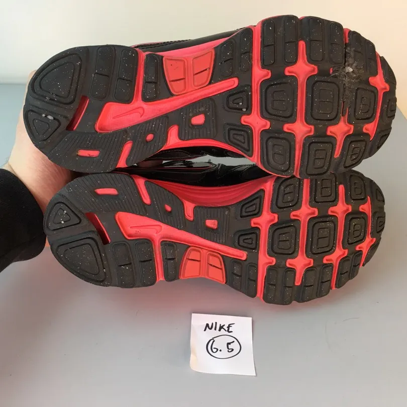 Nike Reax running shoes | Women’s size 6.5 photo 6