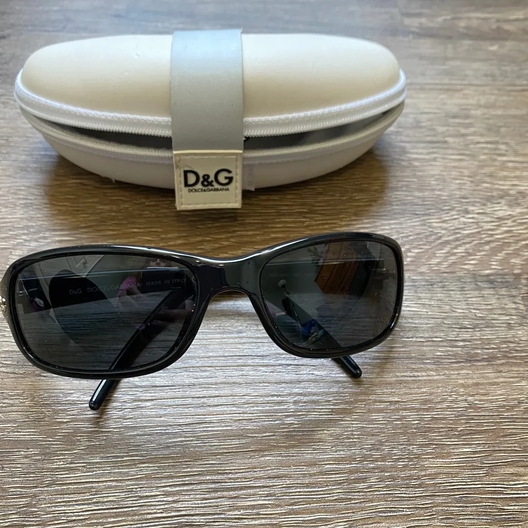 D&G Black On Black Sunglasses photo 1