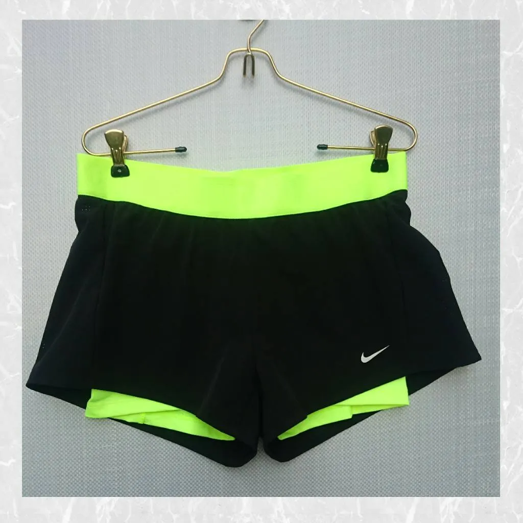 $20 trade - Nike Shorts (med) photo 3