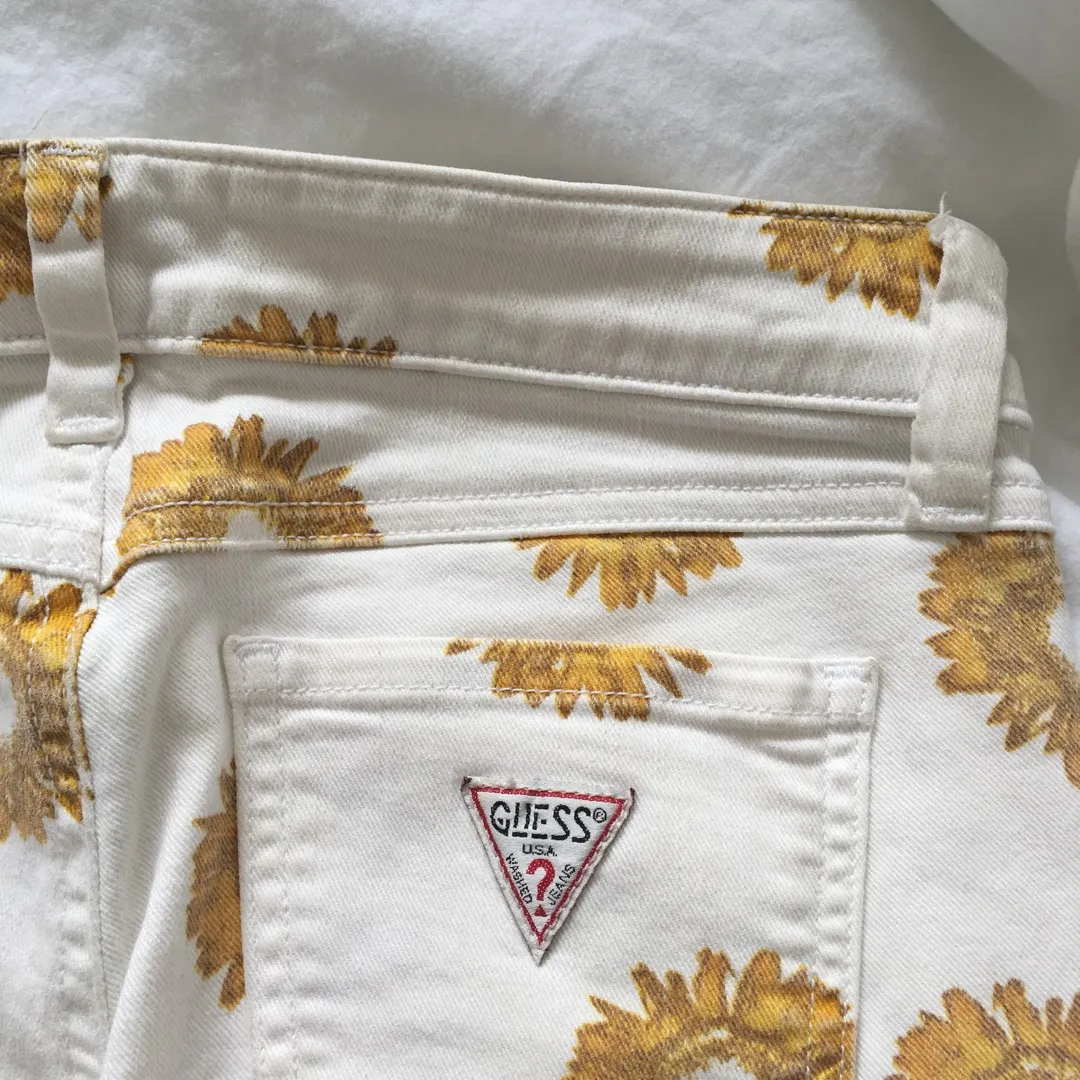GUESS Sunflower Pattern Jeans photo 5