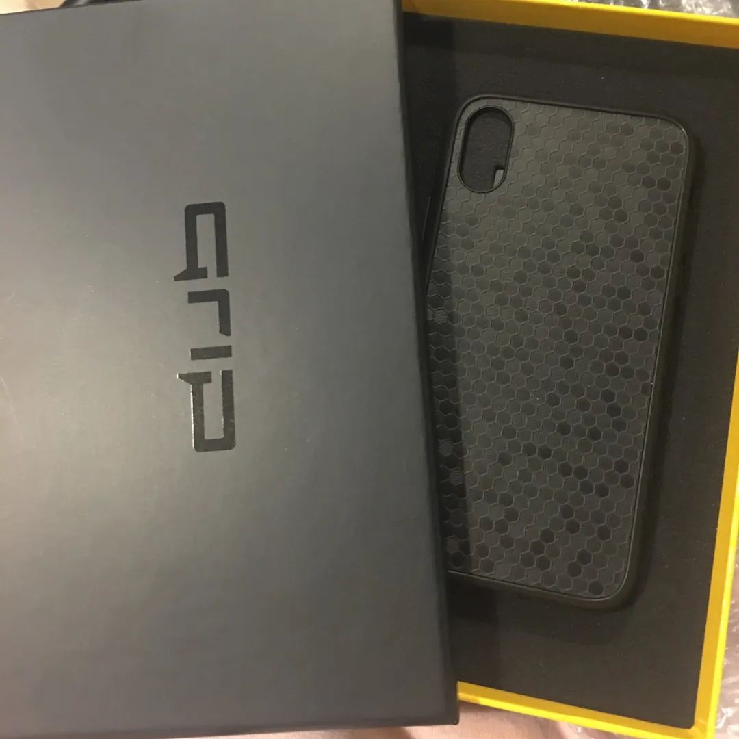 Iphone X/XS Case Worth $70+ photo 1