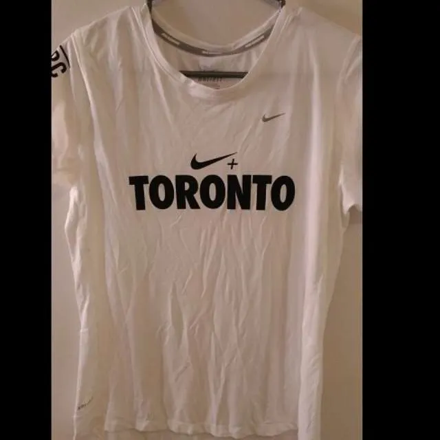 Nike TORONTO Women's Shirt - Large photo 1