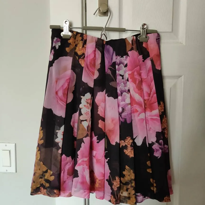 New Floral Skirt Joe Fresh photo 1