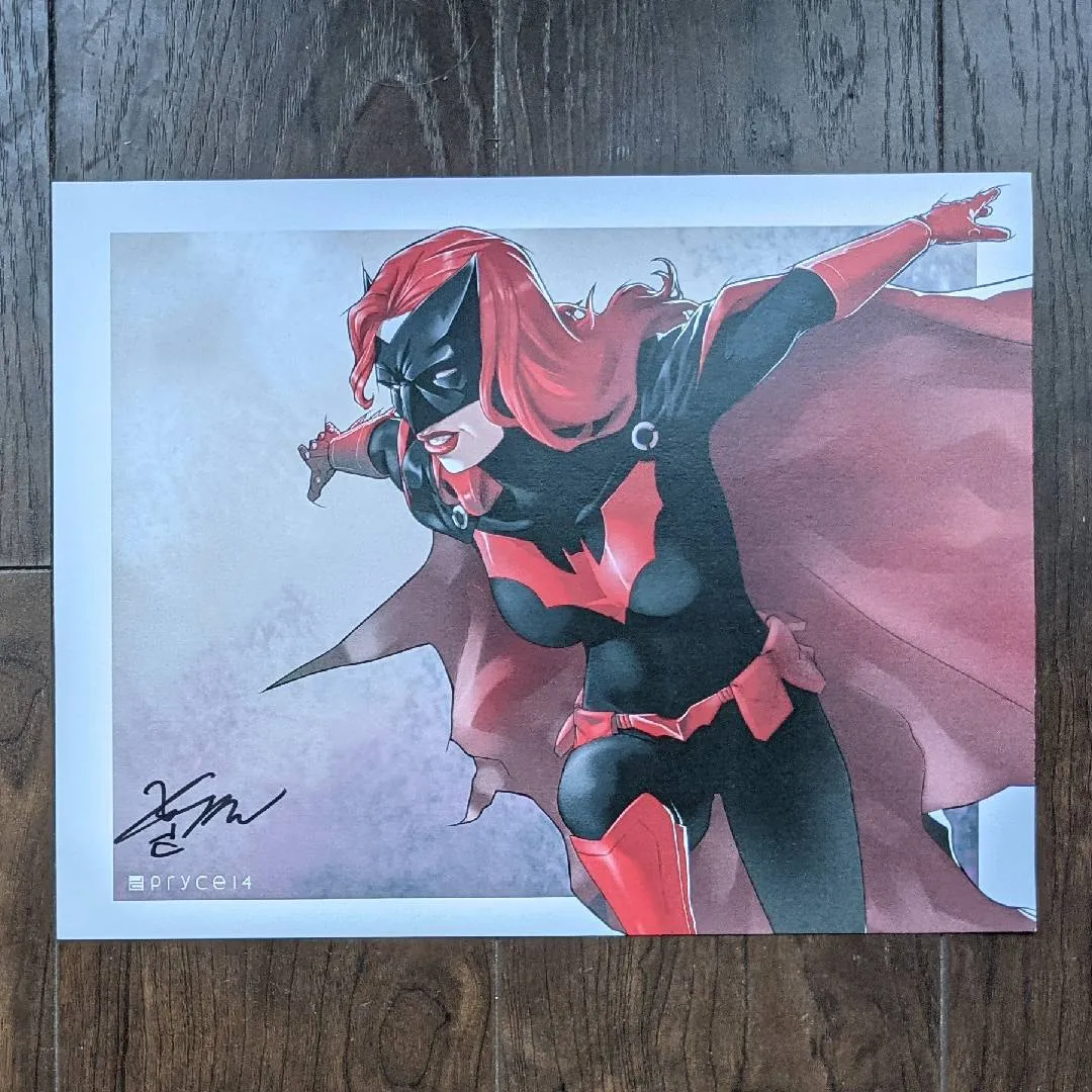 DC Batwoman Art Print photo 1