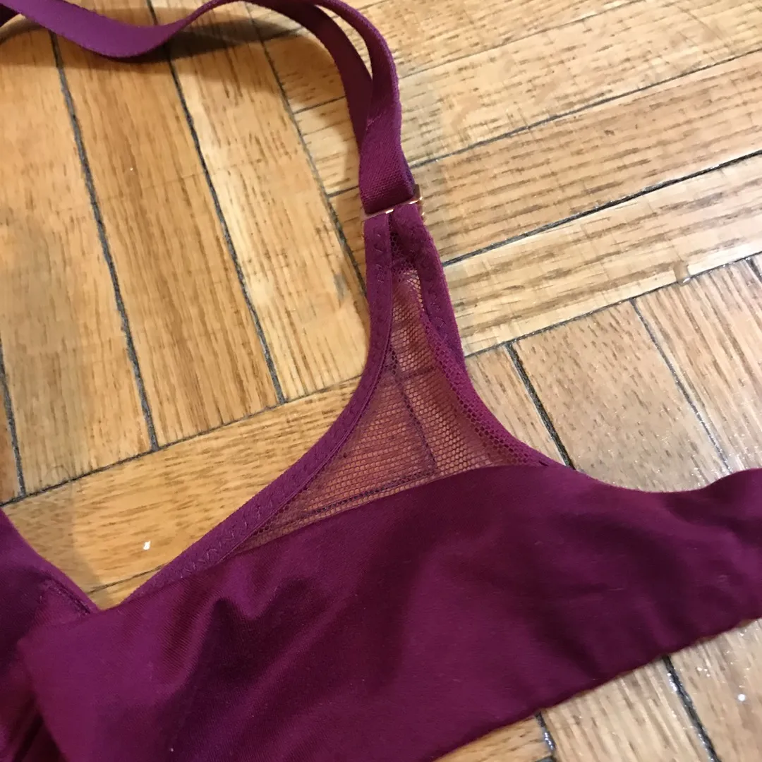 Victoria’s Secret Purple Push Up Bra Size 32B photo 4