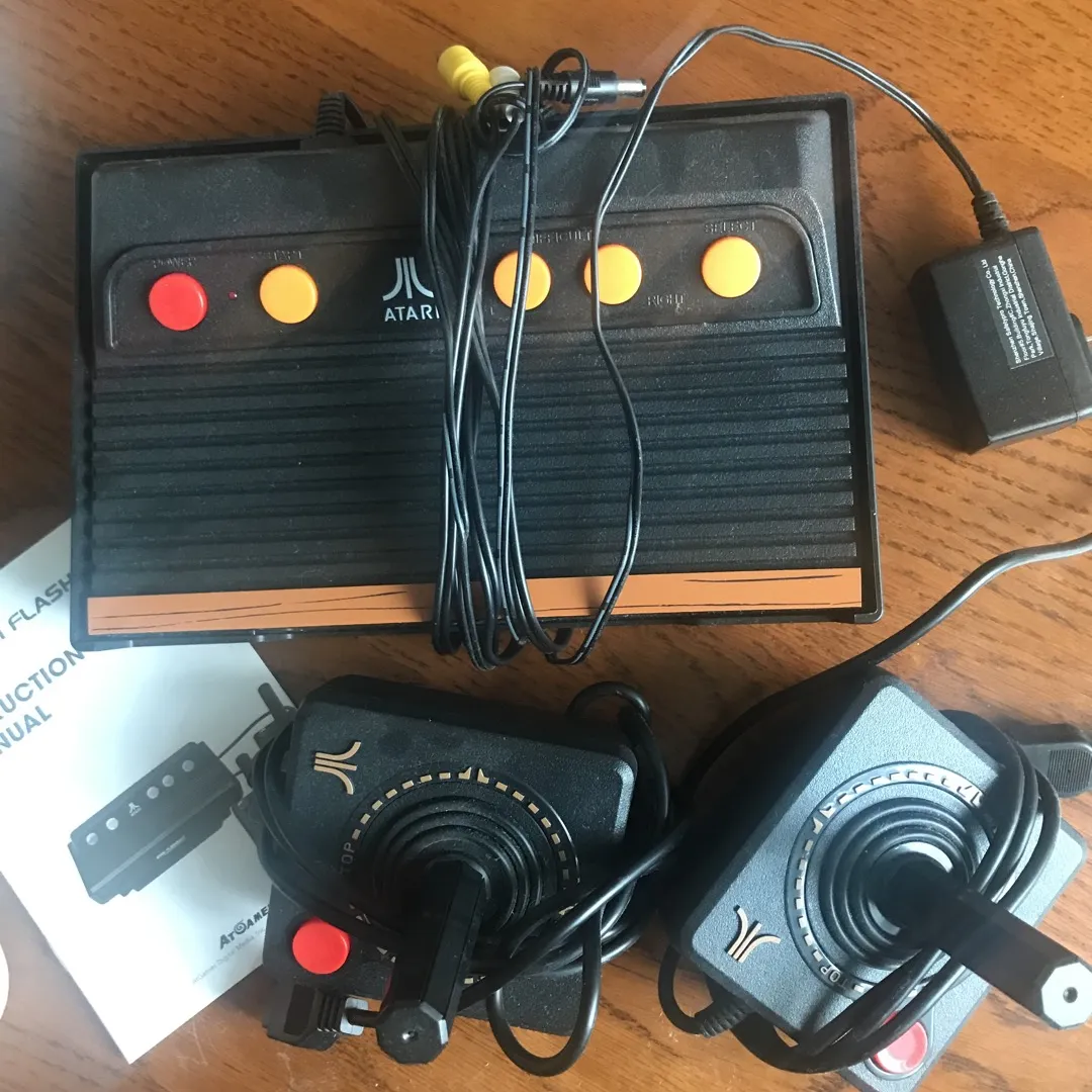 Atari Flashback 8 Video Game Console photo 1