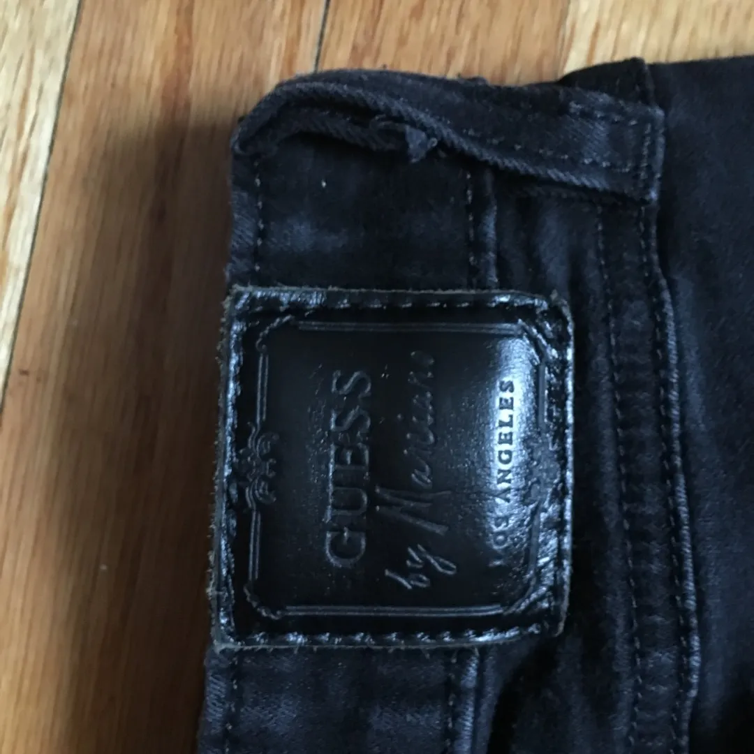 Black Guess Skinny Jeans photo 4