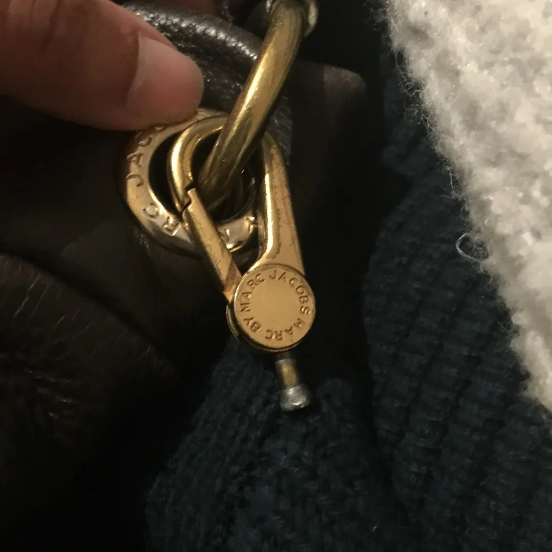 Marc Jacobs Purse With Broken Strap (see Pics) photo 5