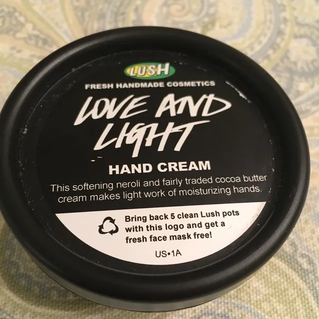 New Lush Love And Light Hand Cream 45g / 1.5oz photo 1