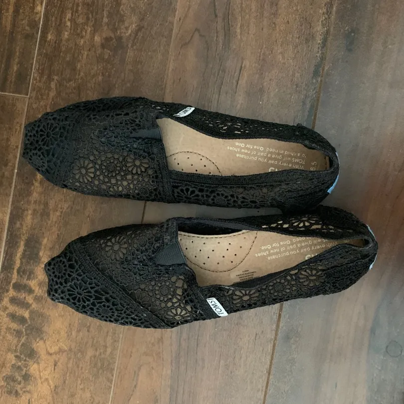 Brand New Black Lace Toms Shoes photo 5