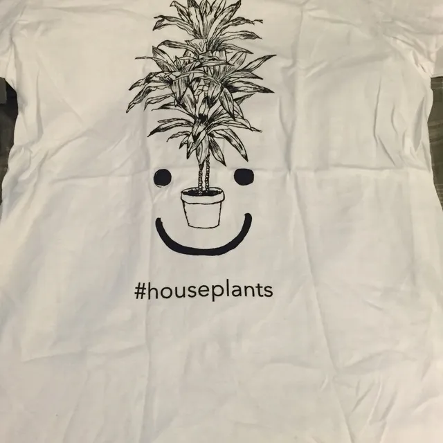 Bunz Houseplant T Shirt. Women's medium. Never Worn photo 1