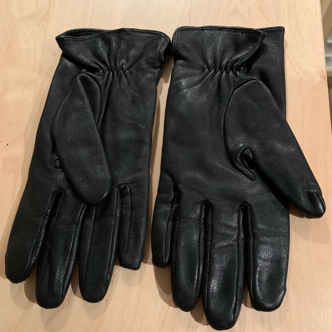 Black Leather Gloves photo 4