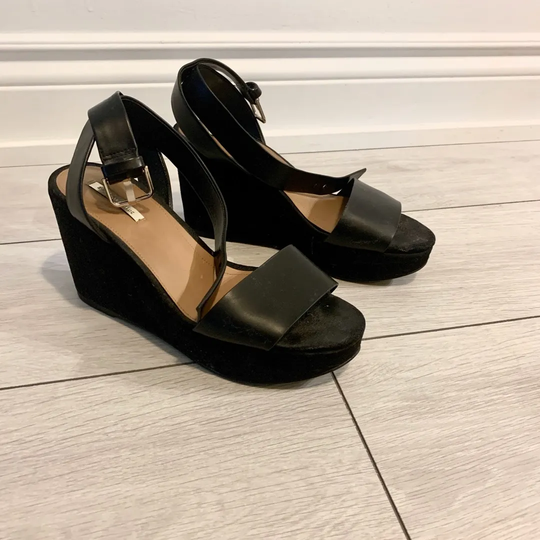 Zara Platform Sandals In Black photo 1
