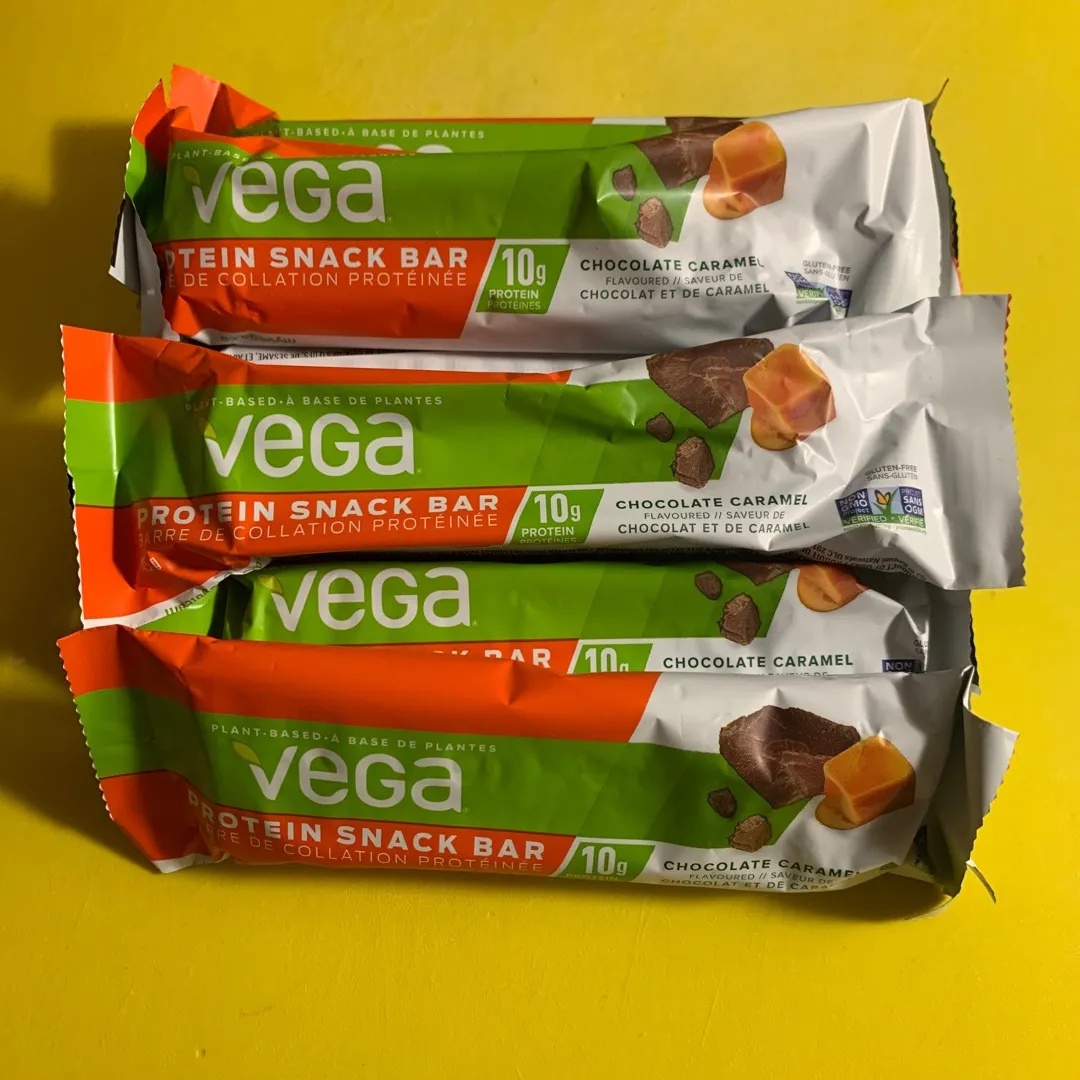 VEGA Protein Bars Chocolate Caramel photo 1