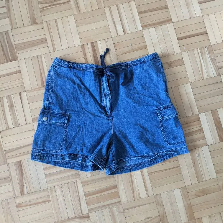 Ralph Lauren tie-waist shorts photo 1