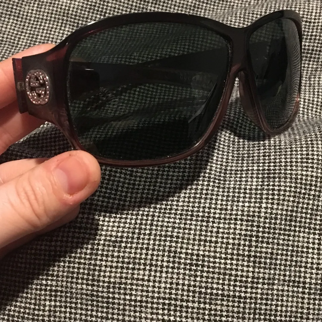 Real Gucci Sunglasses photo 1