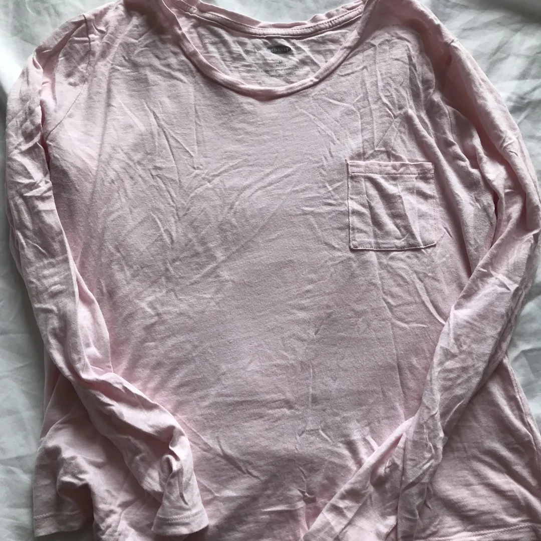 Relaxed Pink Long Sleeves from Old Navy - M photo 3
