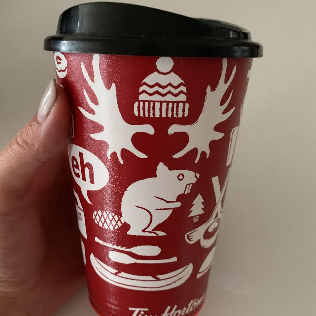 Reusable Tim Horton Cup With Lid photo 1