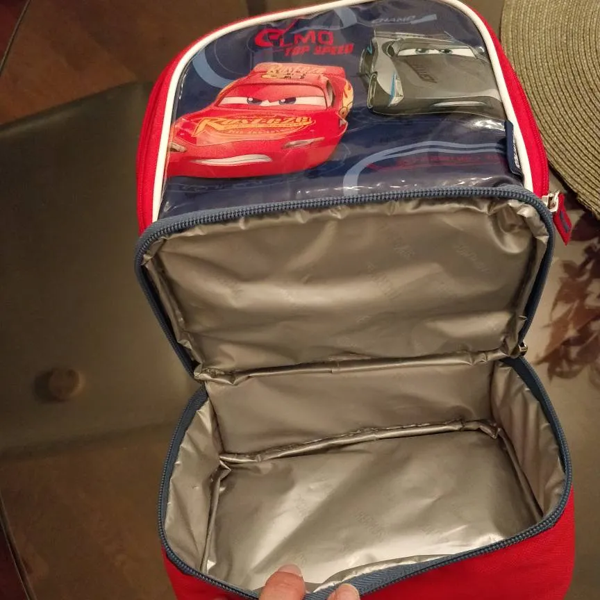 Insulated Kids' Lunch bag - Barely Used! photo 3