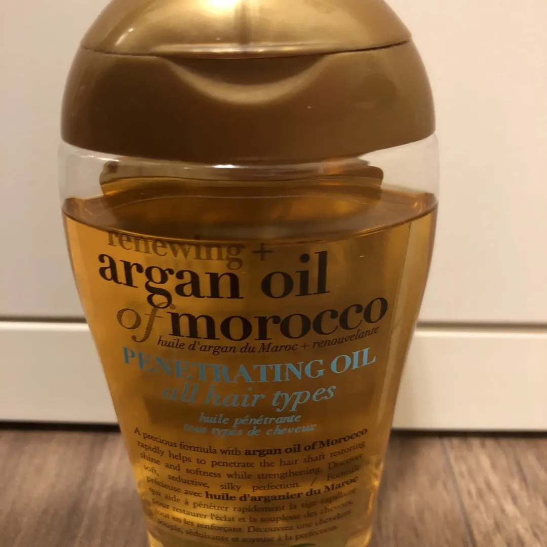 Argan Oil Hair Treatment photo 1