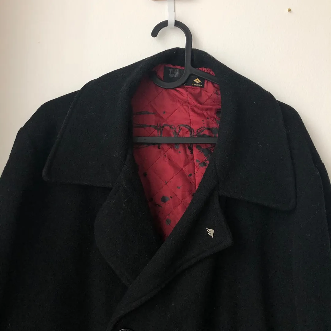 Emerica M Size Black Coat photo 3