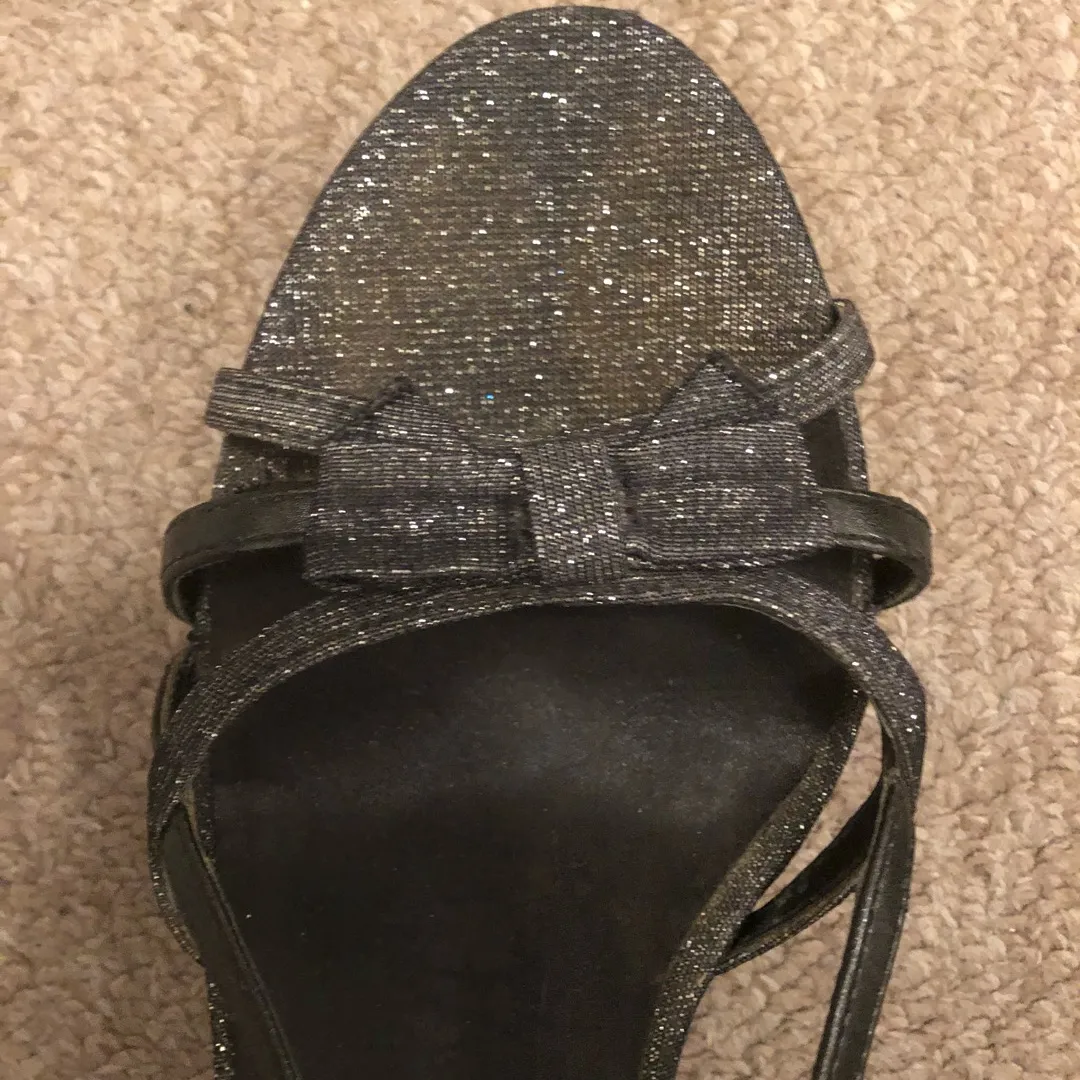 American Eagle Black Glitter Strappy High Heel Shoes (Size 8.5) photo 4