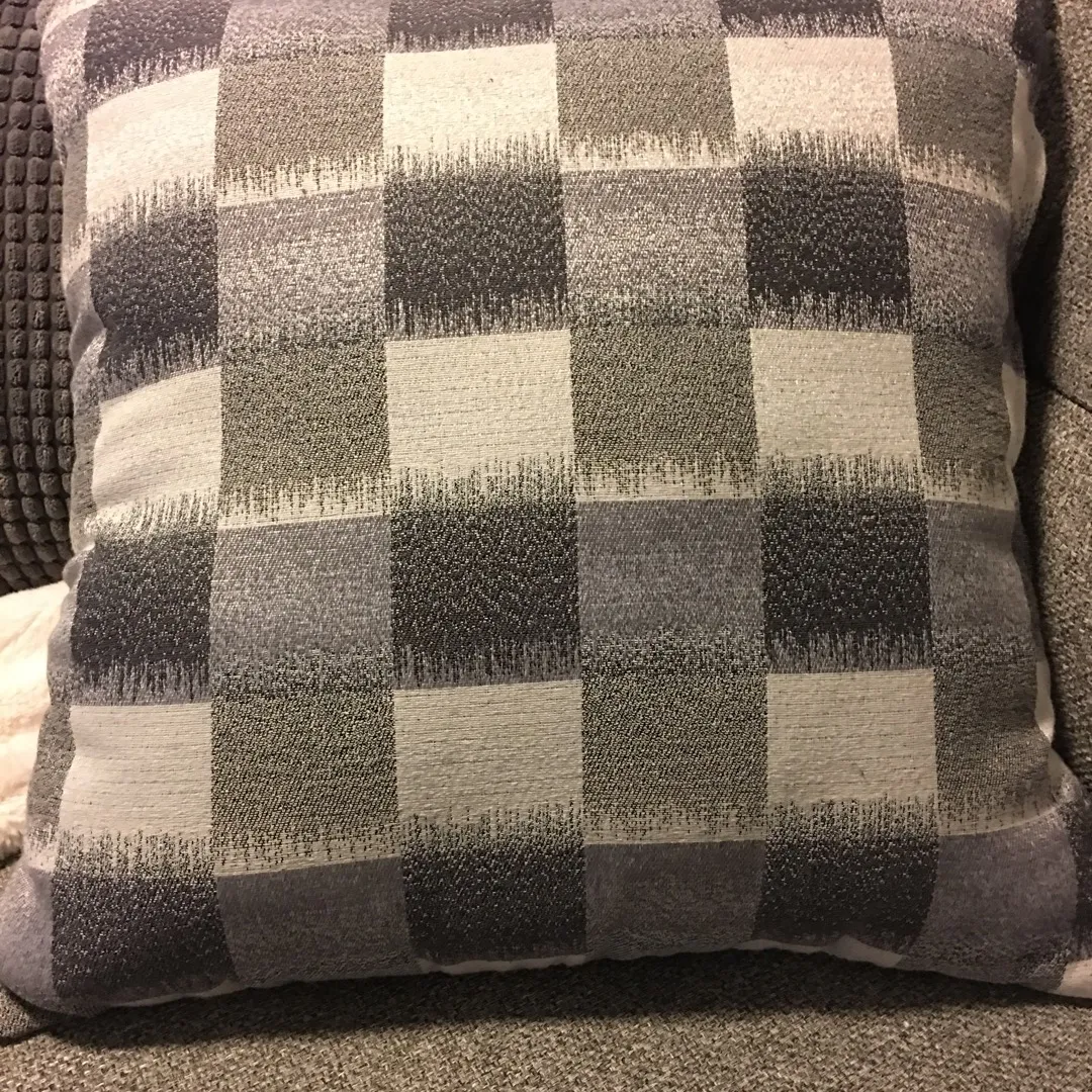 Grey Checkered Pillow photo 1
