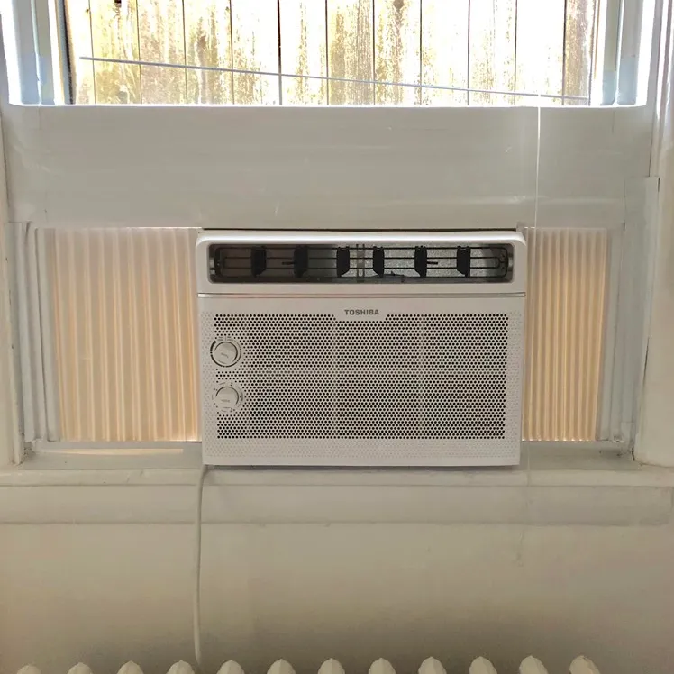 Small Air Conditioner photo 1