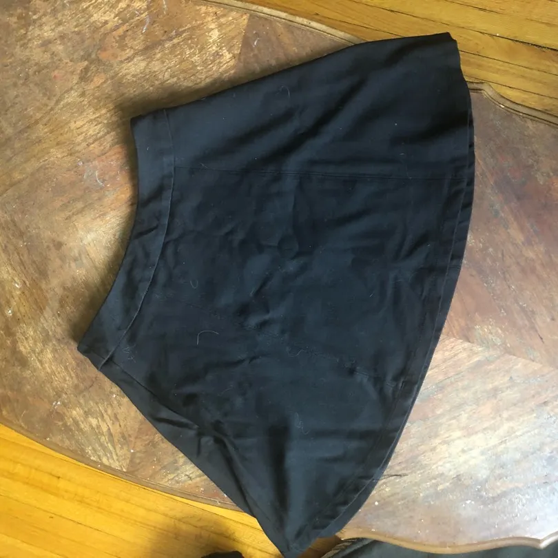Size M Black Flare (skater) Skirt photo 1