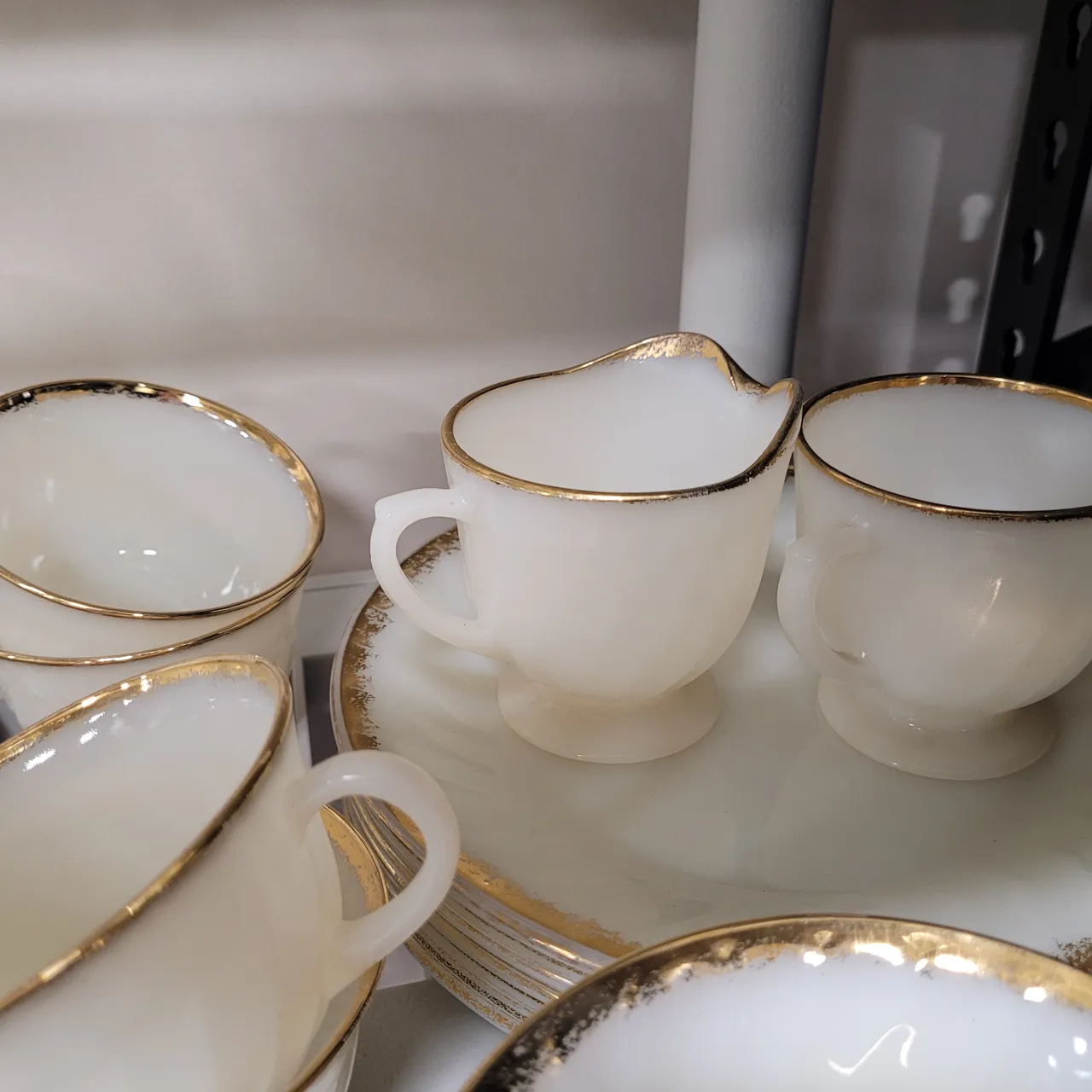 Ivory dishes with real gold rims photo 1