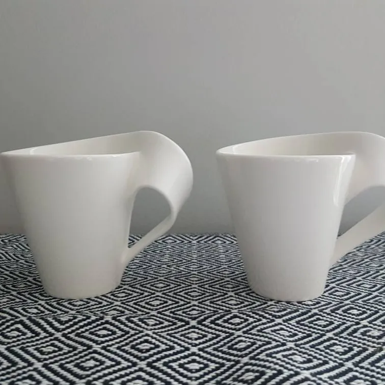 Pair of Villeroy And Boch Wave Mugs photo 1