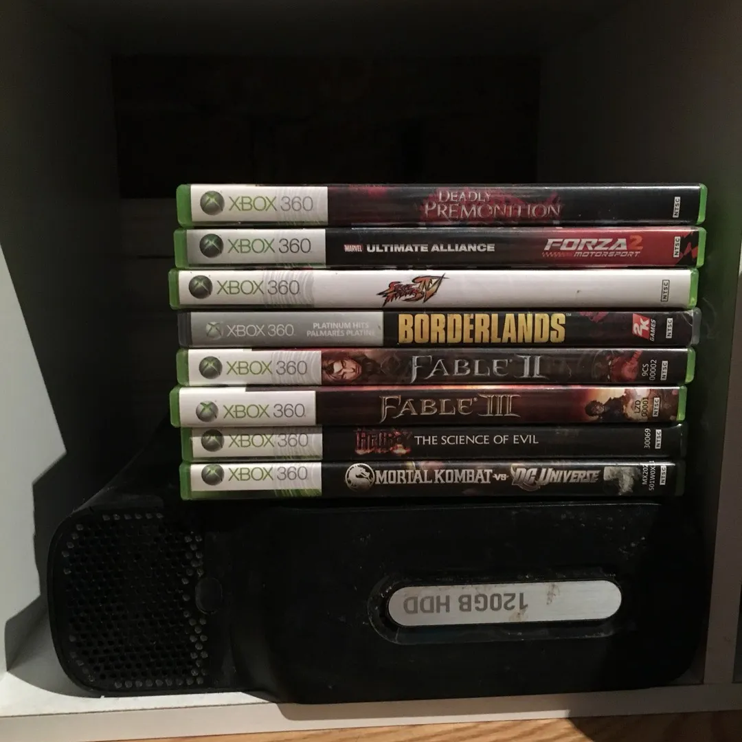 Xbox 350 120g And Games photo 1