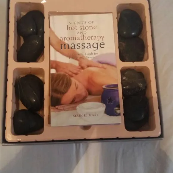 Hot Stone Aromatherapy Massage Kit photo 1