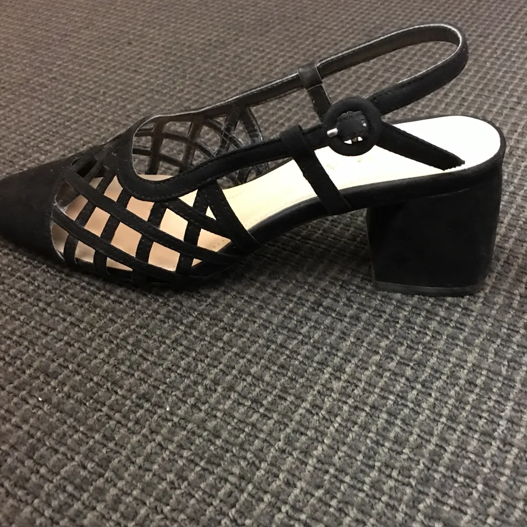 Zara Shoes (size 6.5) photo 4