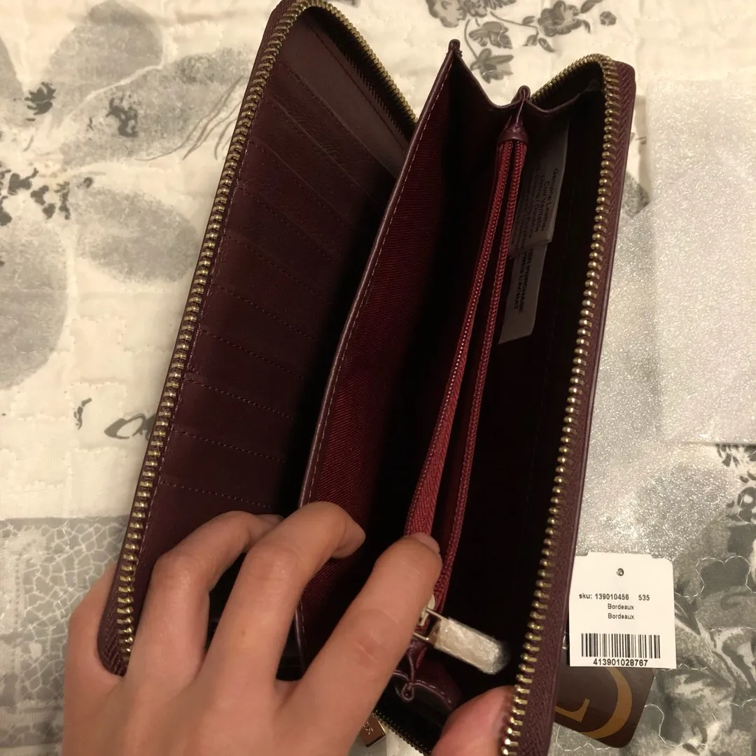 Danier Leather Wallet photo 6