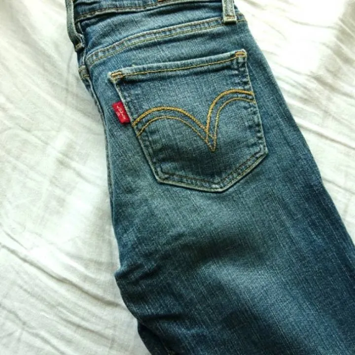 Levi's Skinny Jeans Size 0 photo 3
