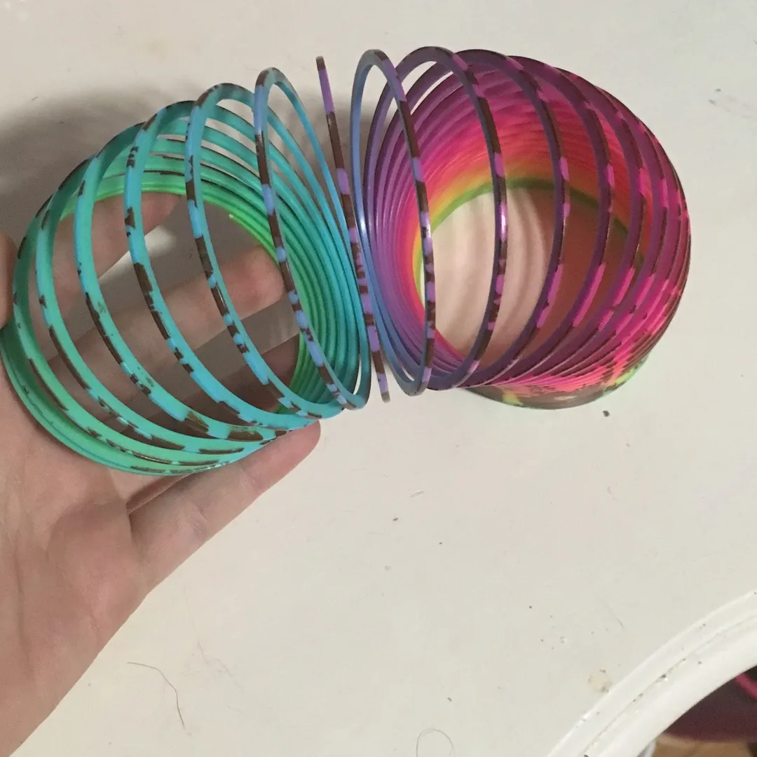 ⛴ Rainbow Slinky photo 3