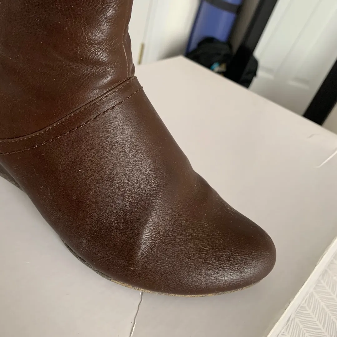 Brown Boots photo 5