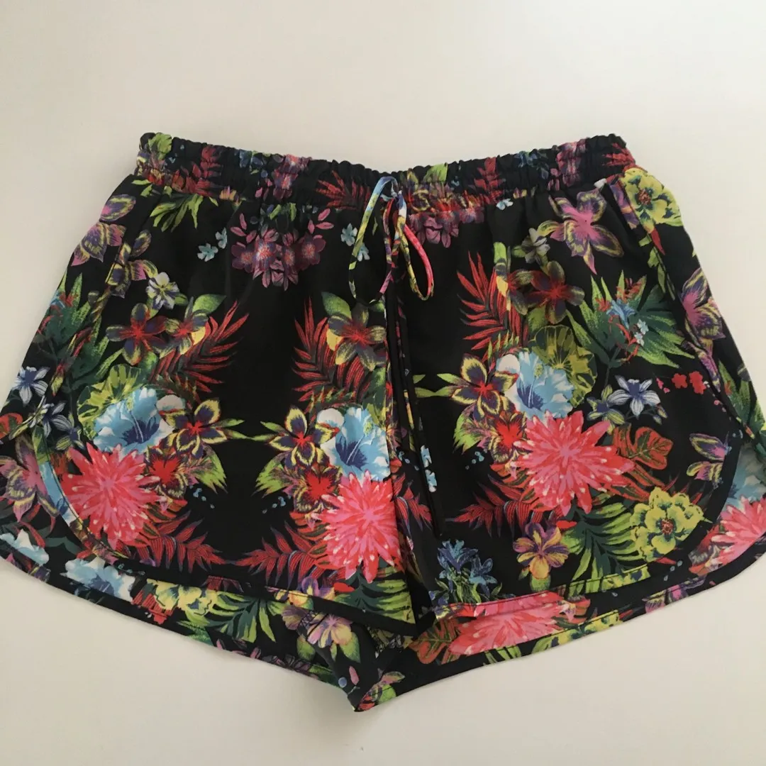 Forever 21 Silky Shorts photo 1