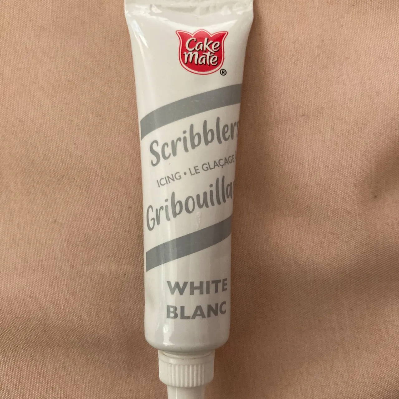 Mini tube of white writing icing/frosting photo 1