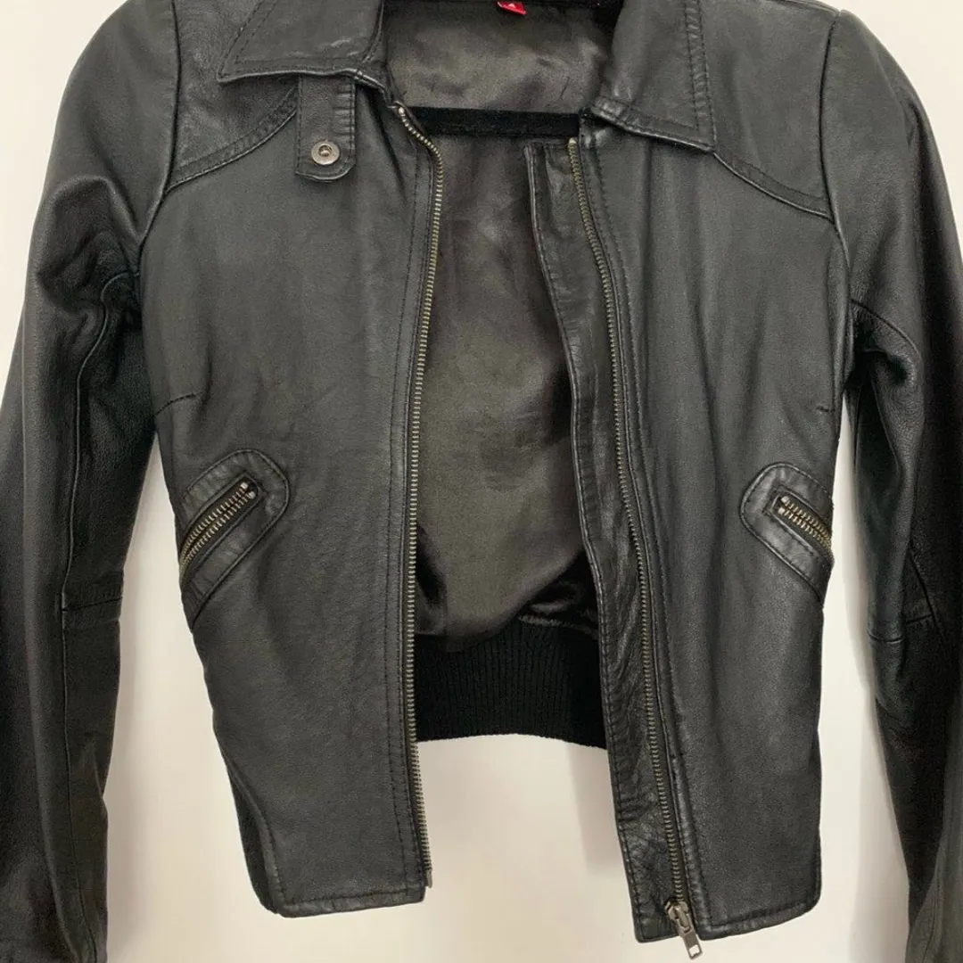 Leather jacket photo 1