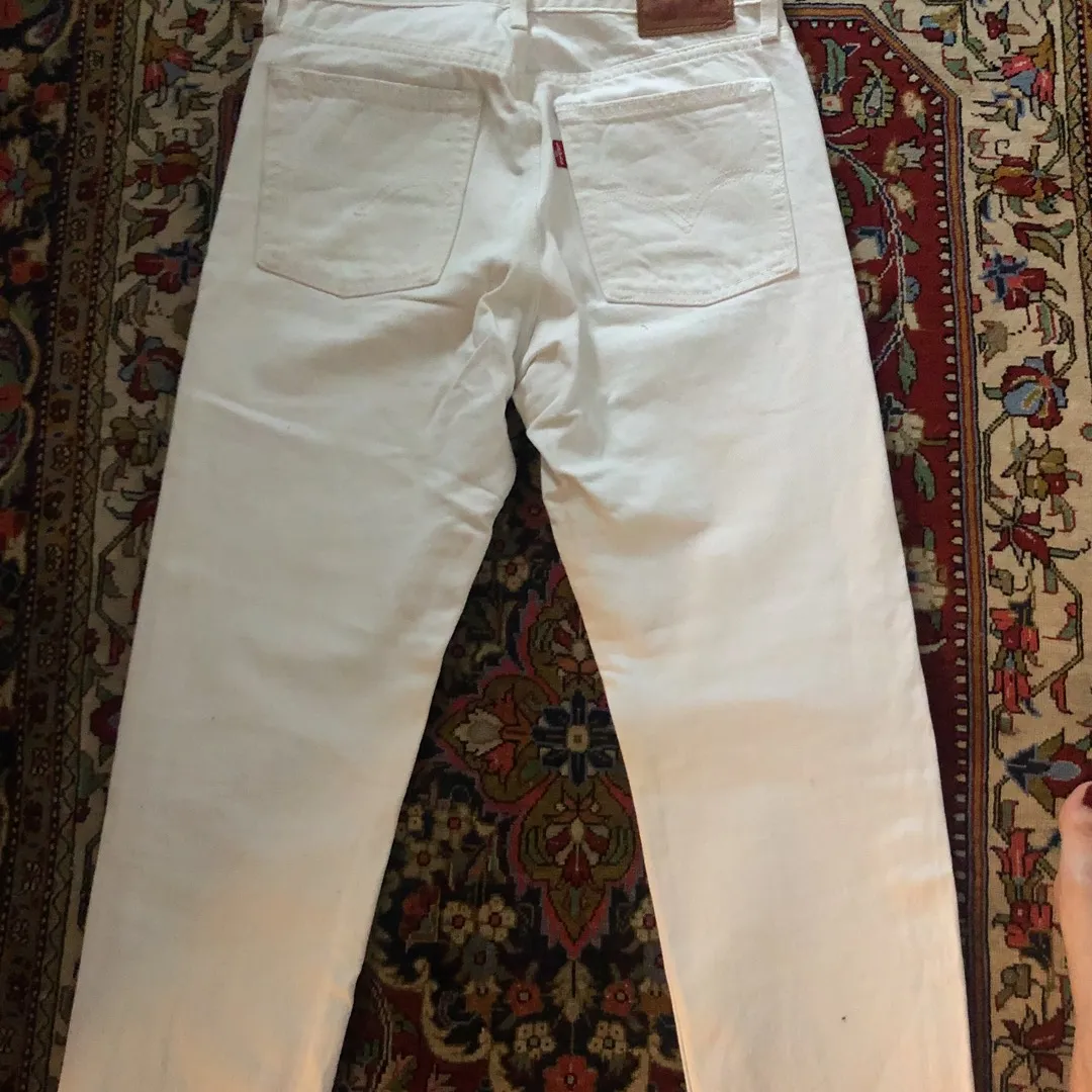 White Levi’s Wedgie Jeans photo 4