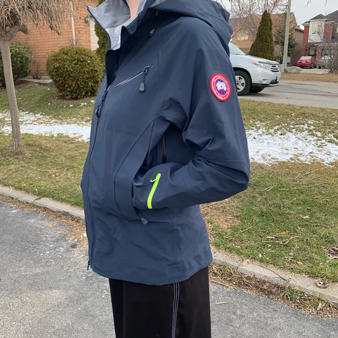 BRAND NEW Canada Goose Timber Shell photo 5