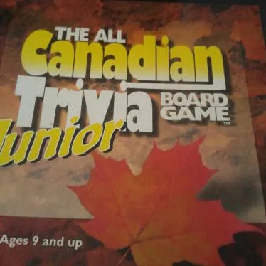 Canadian Trivia Board Game photo 1